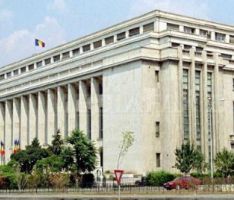 Consilierii şi secretarii de stat ai lui Ungureanu demisionează înainte de venirea lui Ponta