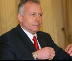 Ministrul mediului Laszlo Borbely a demisionat